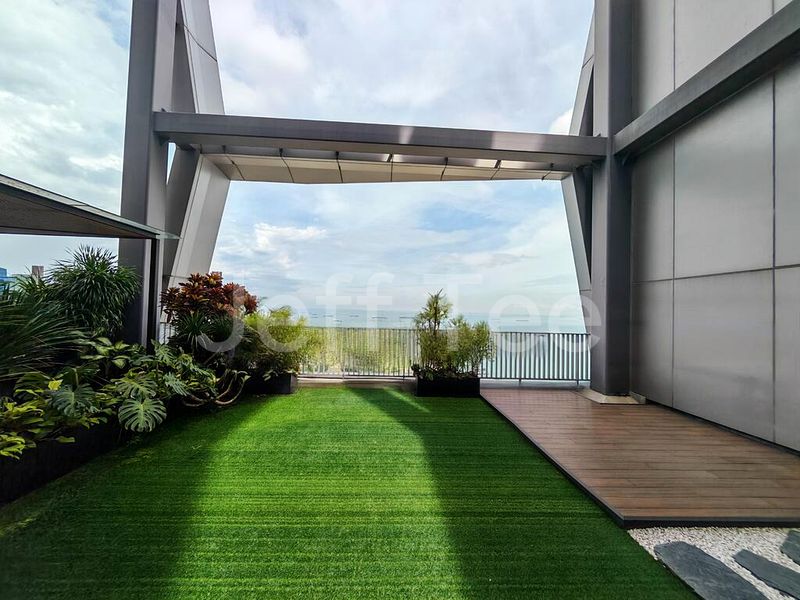 5 Bed Condo for Rent in  UIC Building - Image 2